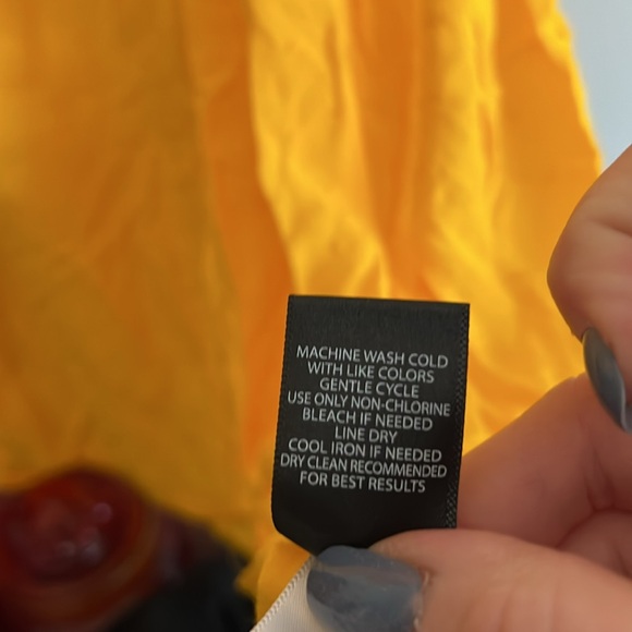 Torrid Plus Size Spectra Yellow Swiss Dot Crochet Inset Tank - Picture 4 of 5